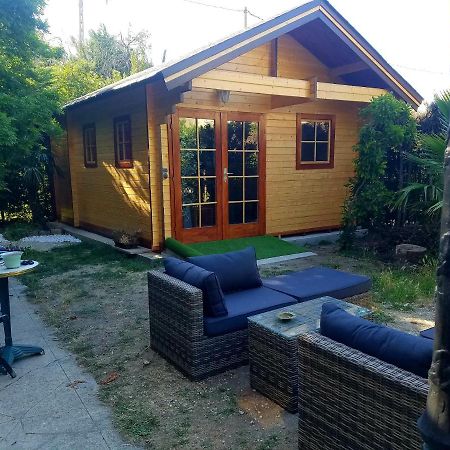 Normandy Cottage Gagny Экстерьер фото
