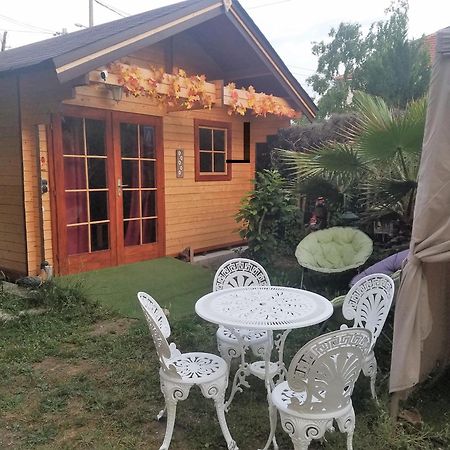 Normandy Cottage Gagny Экстерьер фото