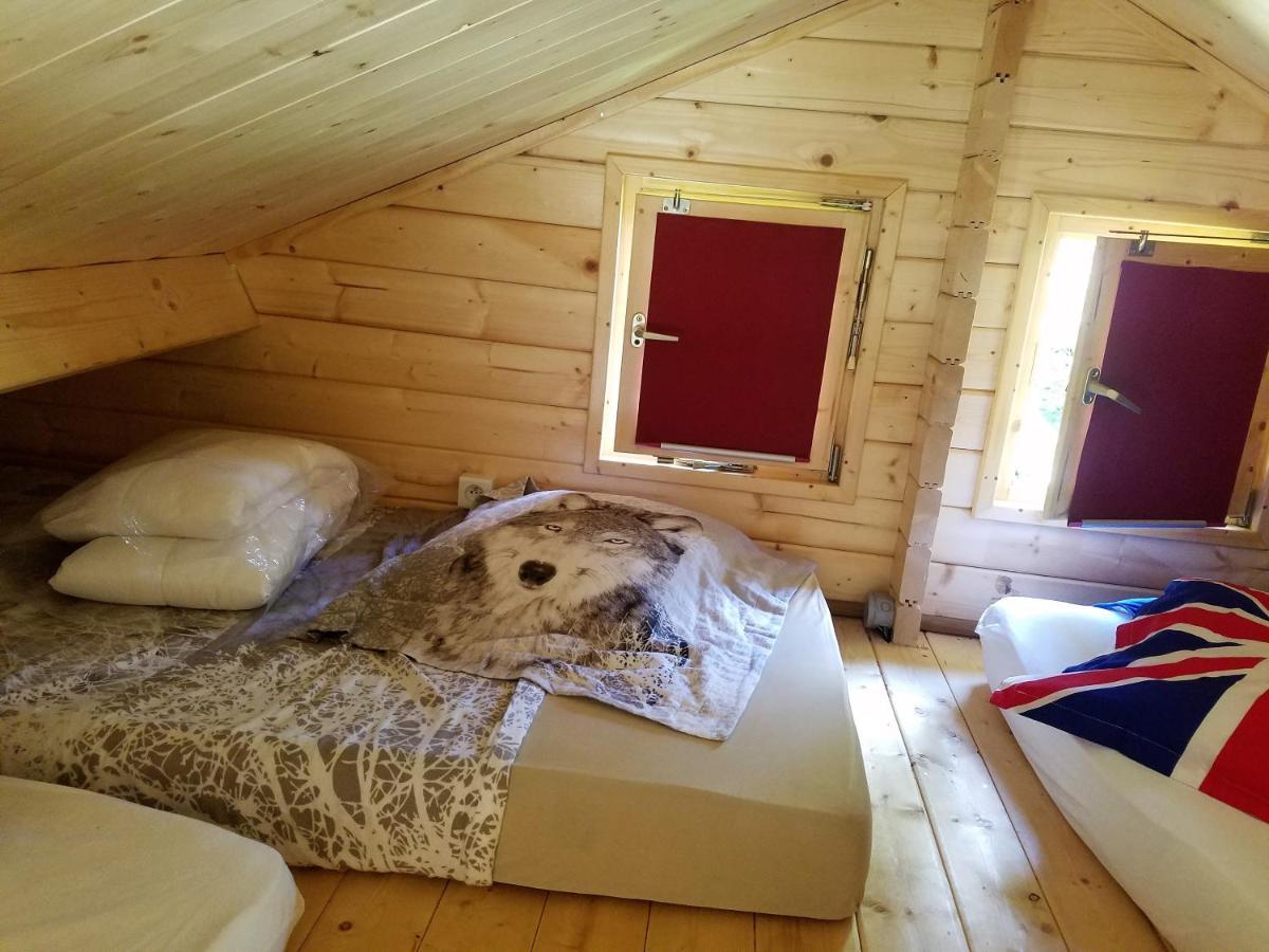 Normandy Cottage Gagny Экстерьер фото