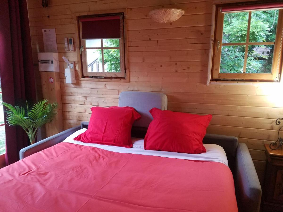 Normandy Cottage Gagny Экстерьер фото